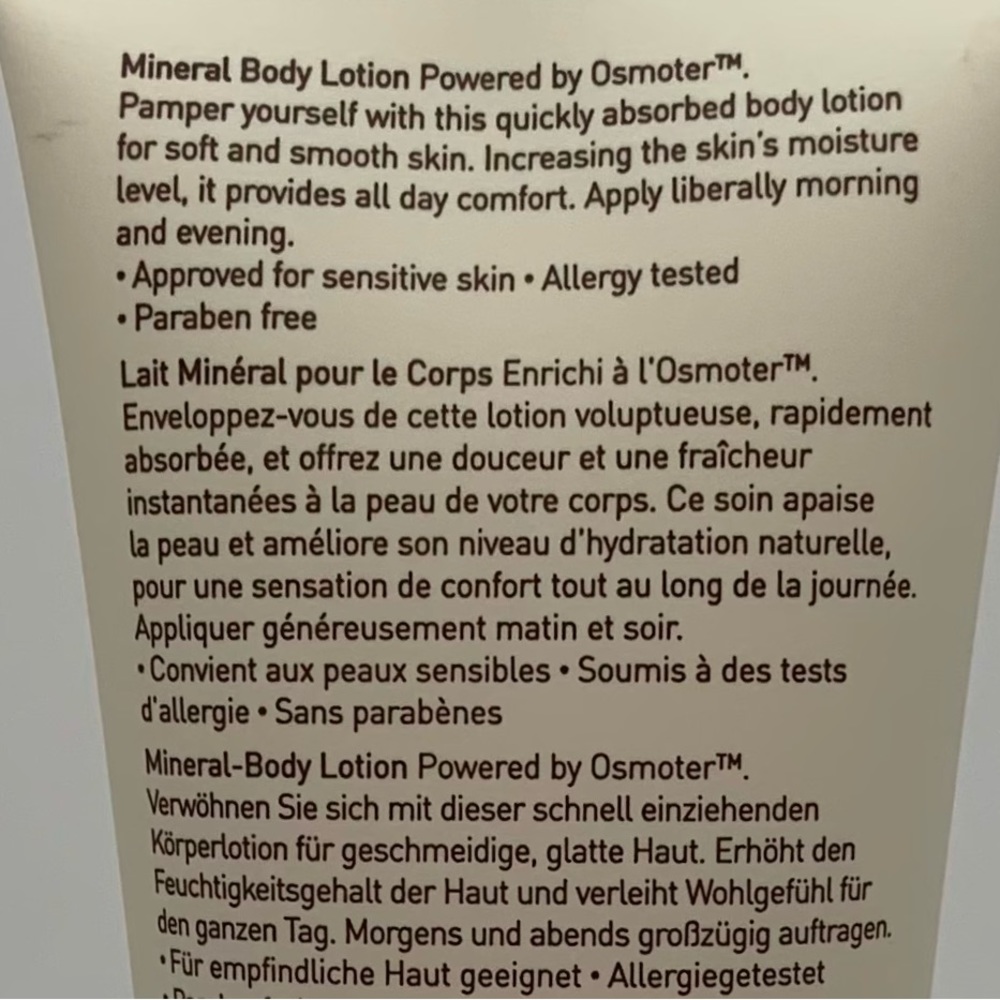 Ahava Dead Sea Mineral Body Lotion Hand-Cream & Shower Gel Bundle. New In Box - Picture 10 of 11